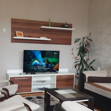 Apartman Sweet Dreams 1 Ниш Екстер'єр фото